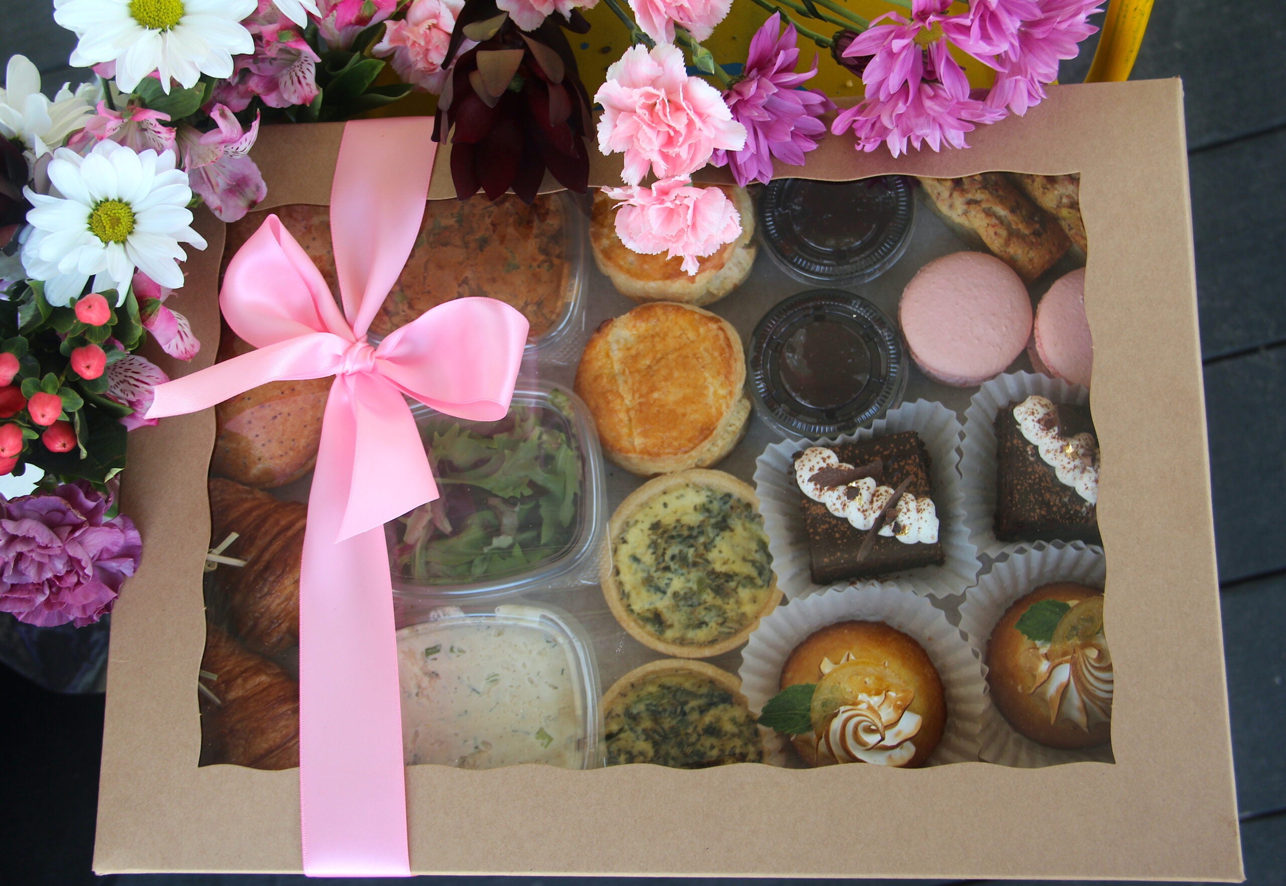 Afternoon Tea Box image 1